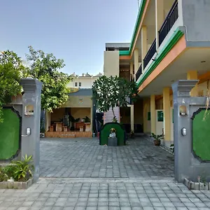  Homestay Beji Ayu